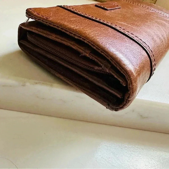 Fossil Ladies Ellis Brown Clutch Large Leather Wallet - Picture 5 of 10